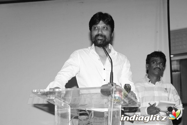 'Vai Raja Vai' Press Meet